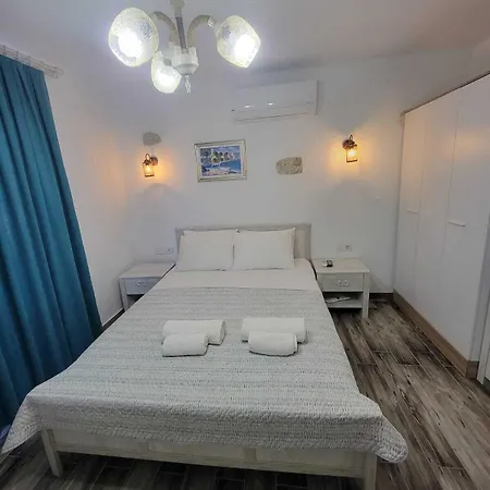 Paris Alacati Butik 酒店